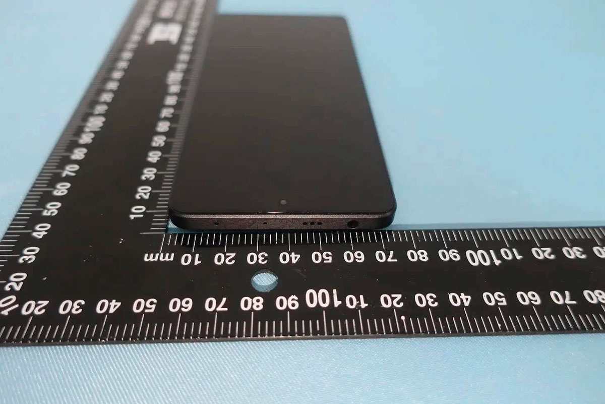 Фото Poco F5 из базы данных FCC